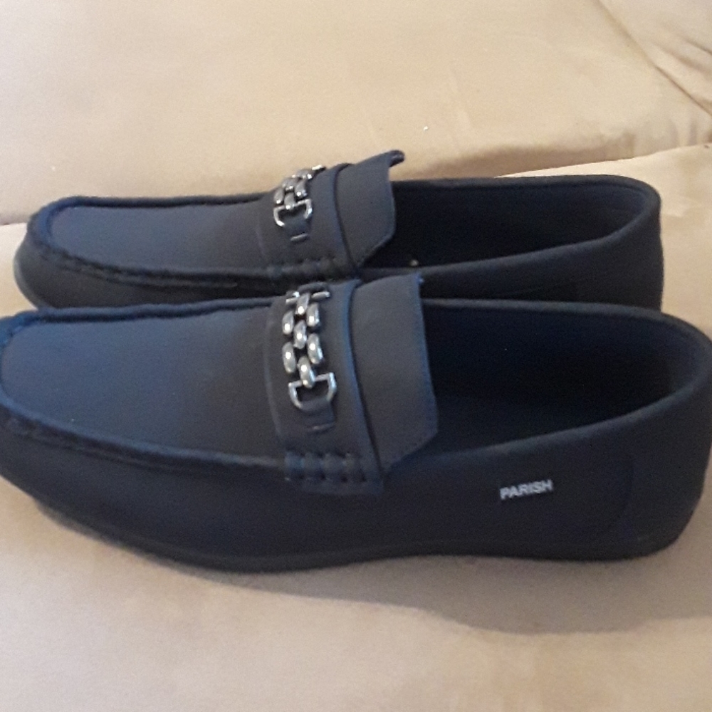 Shoes - Picture 2 of 2
